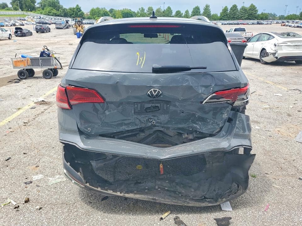 2022 VOLKSWAGEN TAOS SE 6