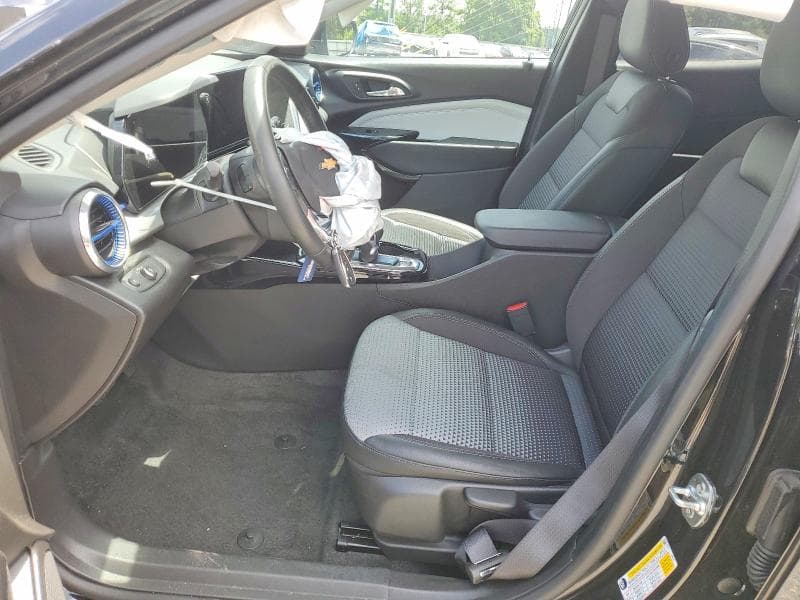 2025 CHEVROLET TRAX 1LT 7