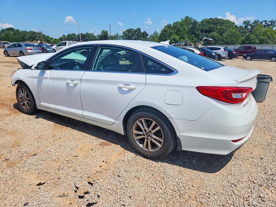 2017 HYUNDAI SONATA SE 2