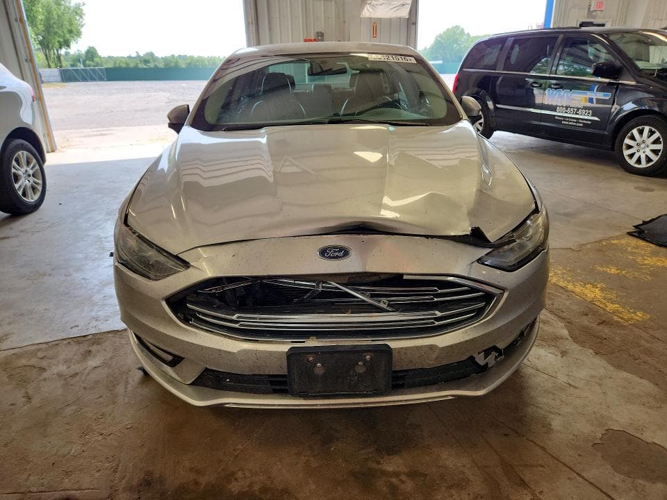 2017 FORD FUSION SE 5
