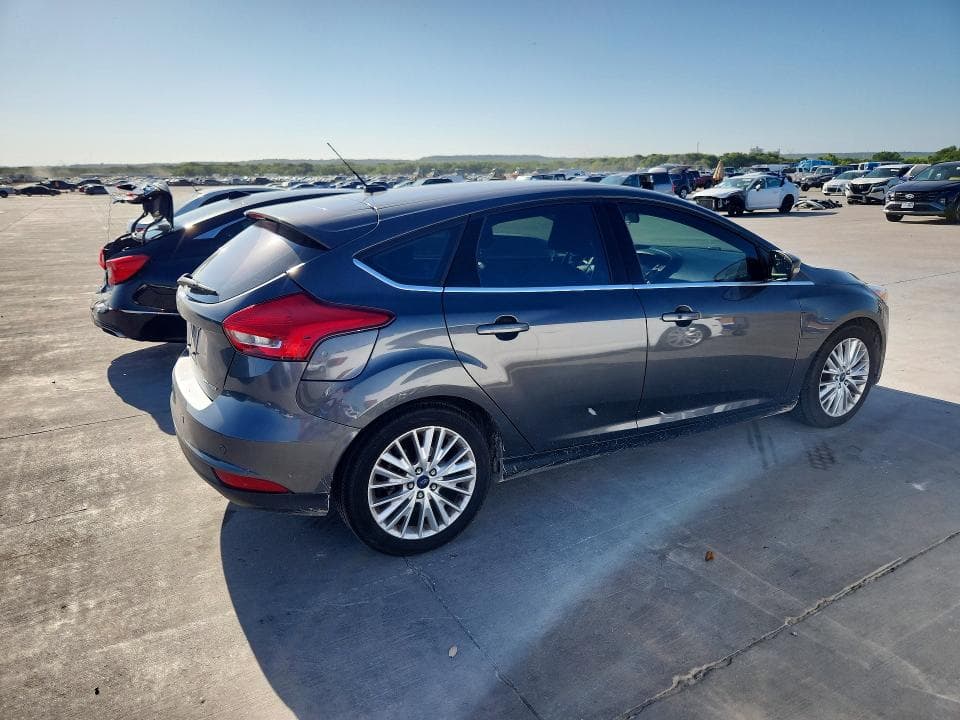 2017 FORD FOCUS TITANIUM 3