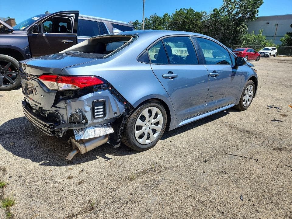2026 TOYOTA COROLLA LE 3