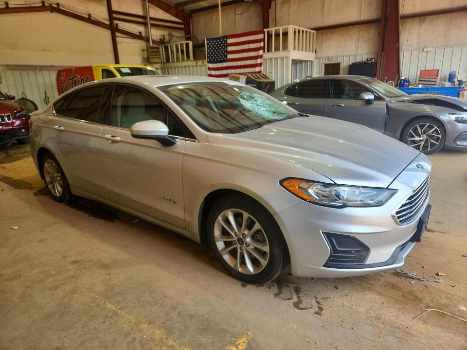 2019 FORD FUSION SE 4