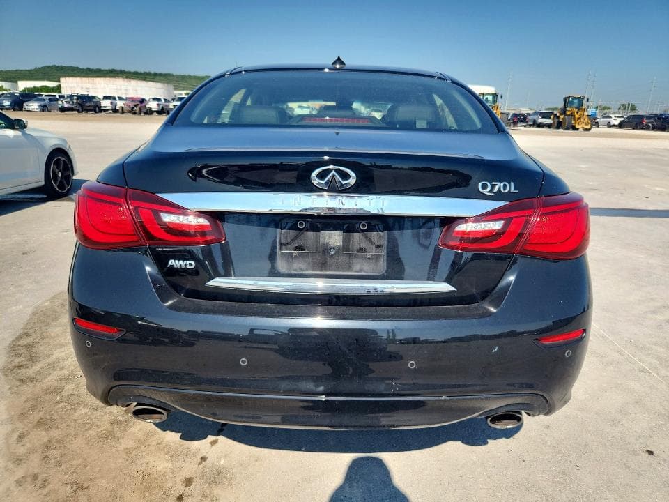 2017 INFINITI Q70L 3.7 6
