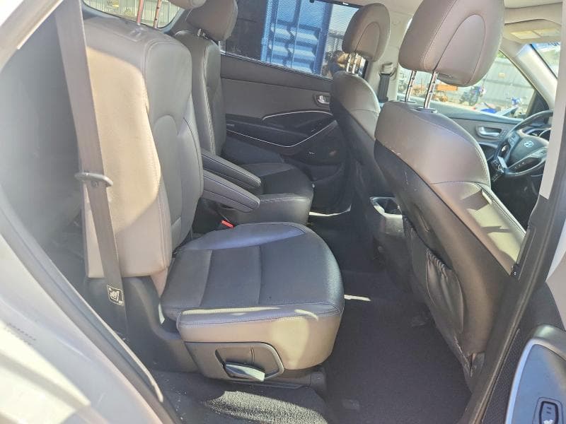 2017 HYUNDAI SANTA FE LIMITED ULTIMATE 11