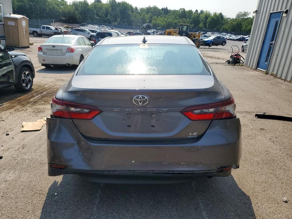 2022 TOYOTA CAMRY LE 6