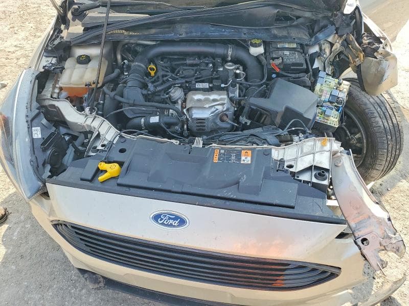 2018 FORD FOCUS SE 11