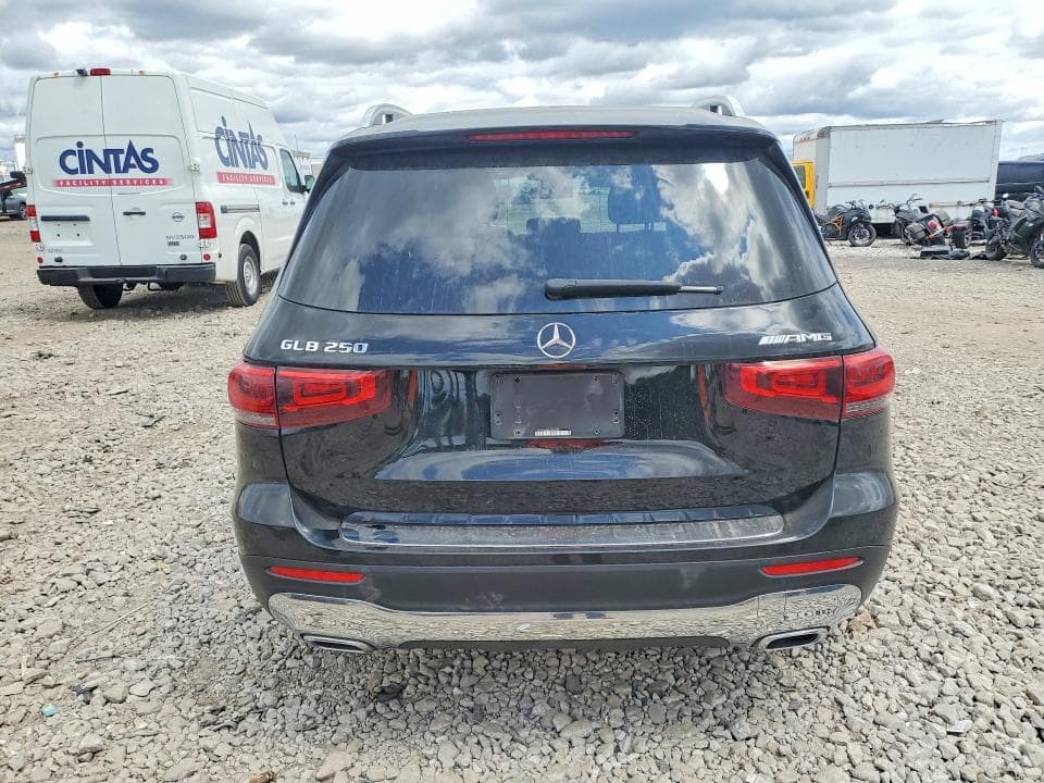 2020 MERCEDES-BENZ GLB 250 6