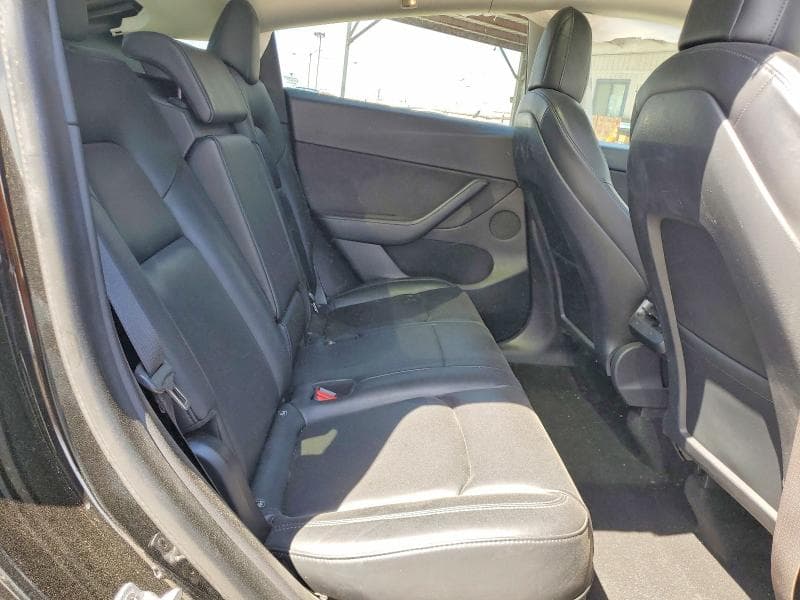 2021 TESLA MODEL Y 10
