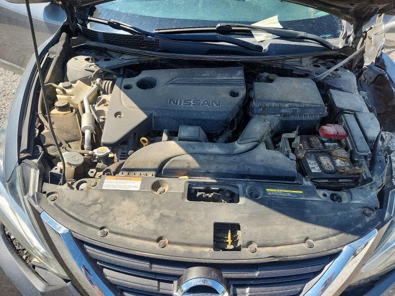 2017 NISSAN ALTIMA 11