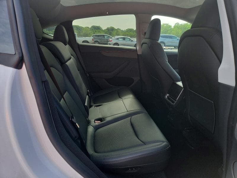 2026 TESLA MODEL Y 11
