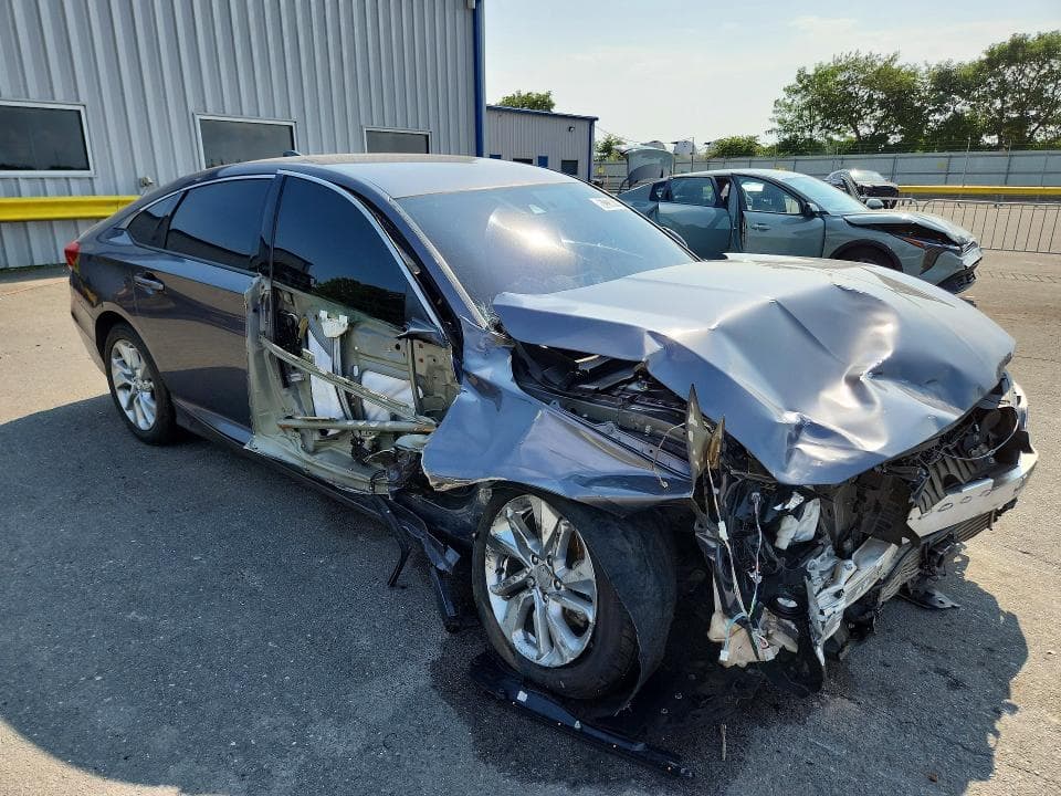 2020 HONDA ACCORD LX 4