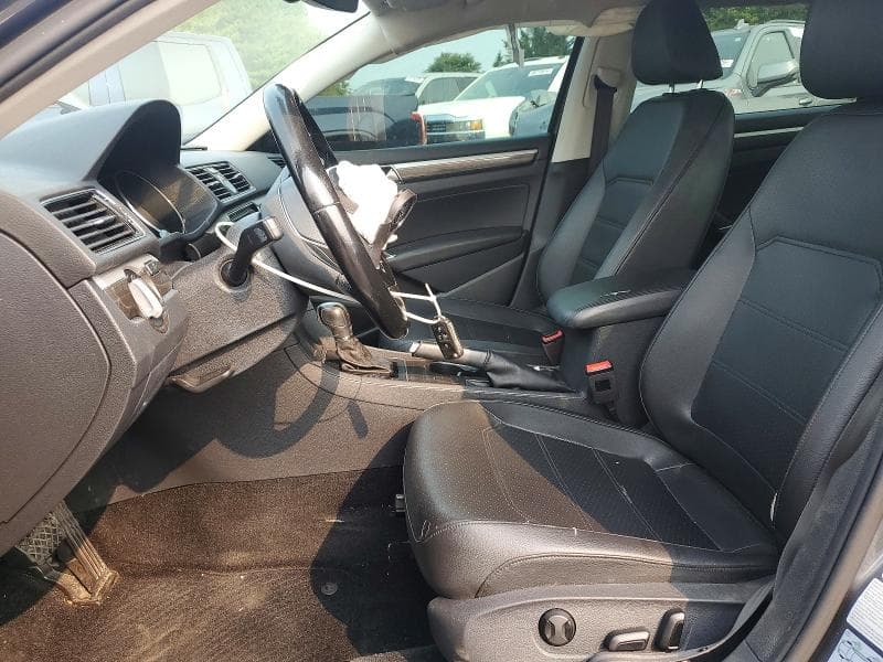 2017 VOLKSWAGEN PASSAT SE 7