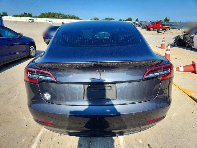 2020 TESLA MODEL 3 6