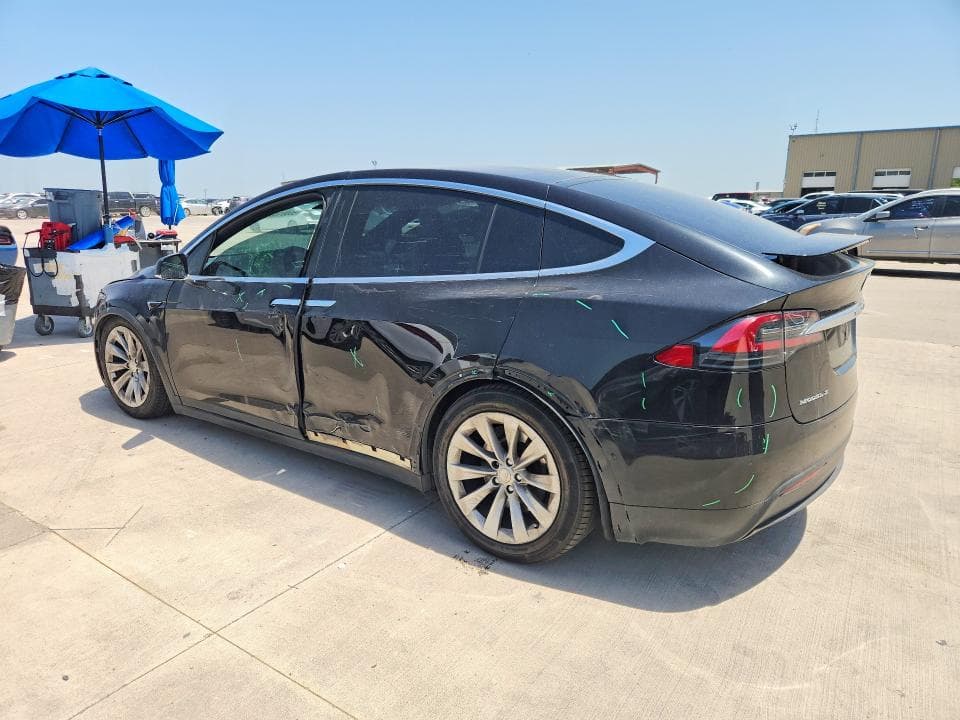 2017 TESLA MODEL X 2