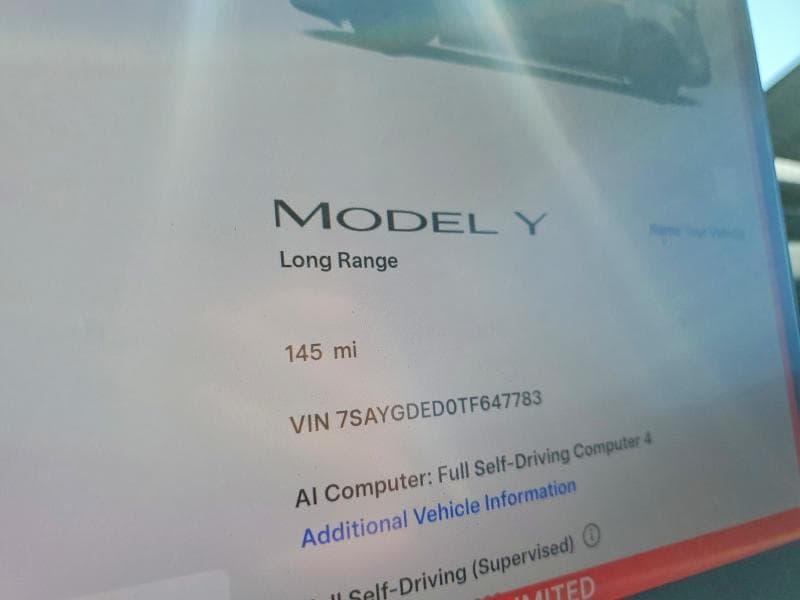 2026 TESLA MODEL Y 9
