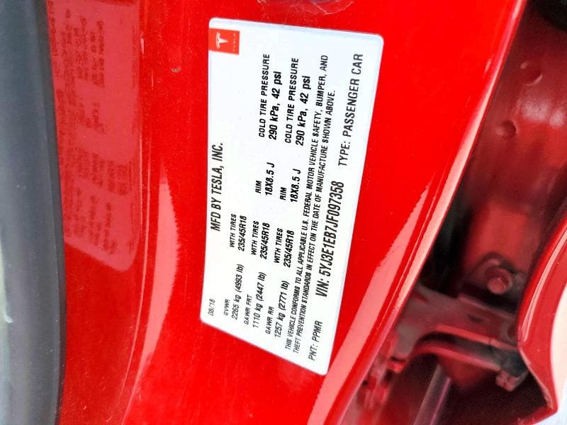 2018 TESLA MODEL 3 12