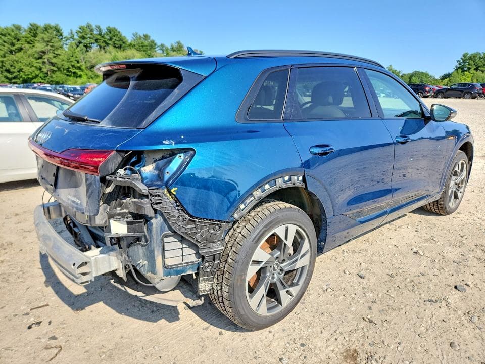2021 AUDI E-TRON PREMIUM 3