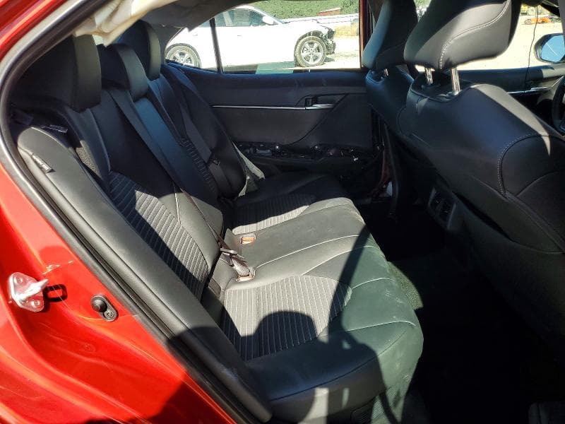 2023 TOYOTA CAMRY HYBRID SE 10