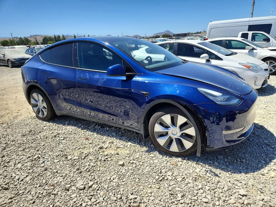 2021 TESLA MODEL Y 4