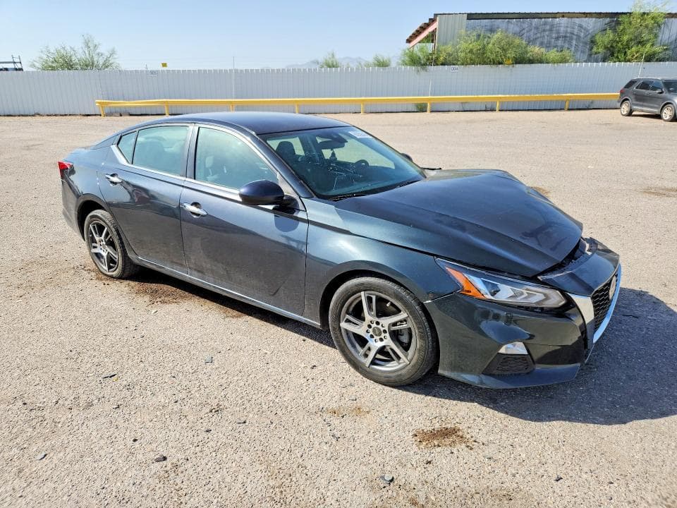 2021 NISSAN ALTIMA 4