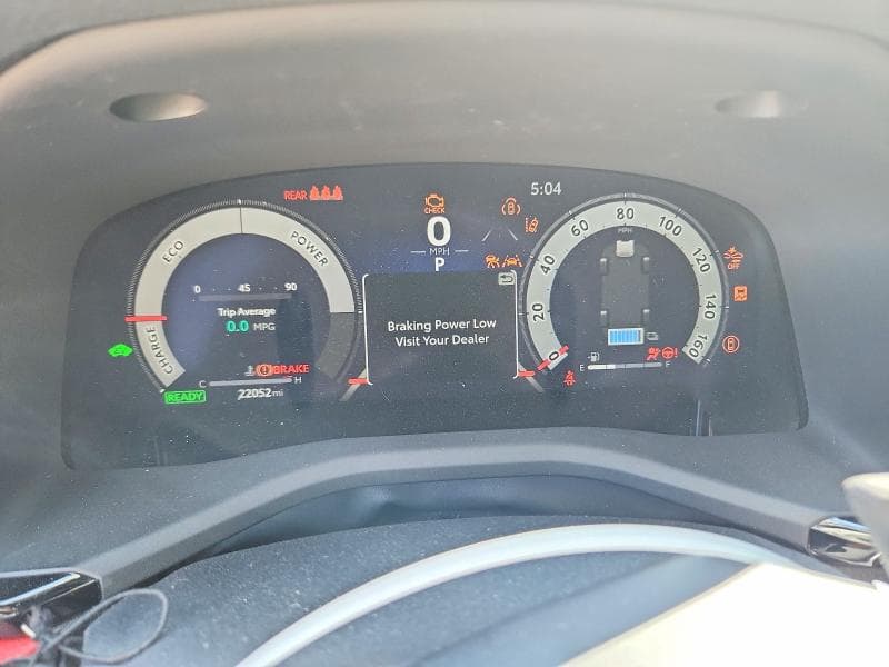 2025 TOYOTA CAMRY XSE 9