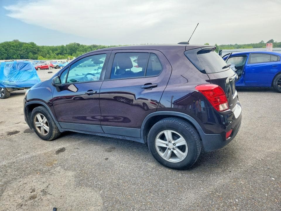 2021 CHEVROLET TRAX LS 2