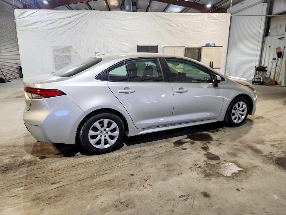 2025 TOYOTA COROLLA LE 3