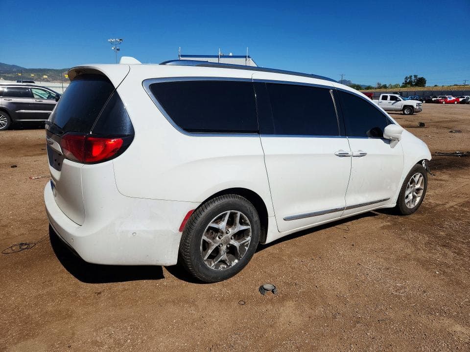 2017 CHRYSLER PACIFICA TOURING L PLUS 3