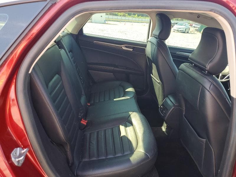 2017 FORD FUSION SE 10