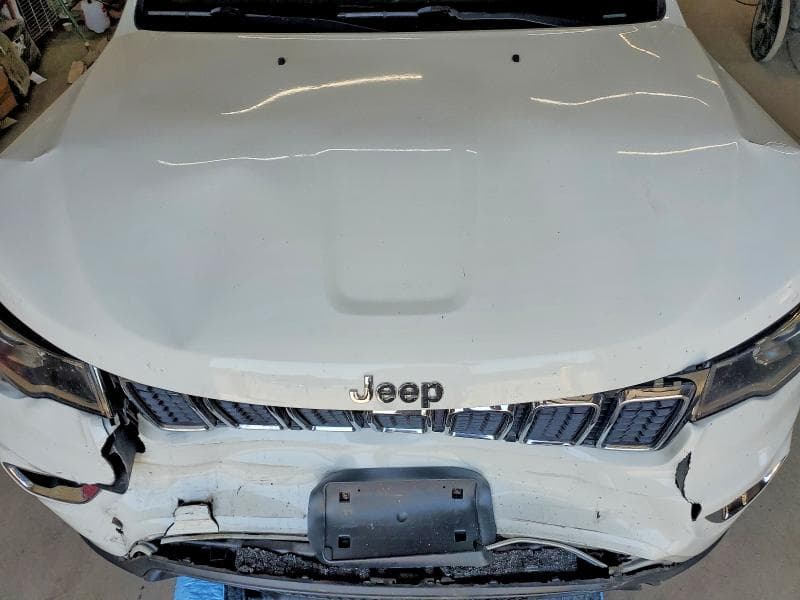 2017 JEEP GRAND CHEROKEE LIMITED 12