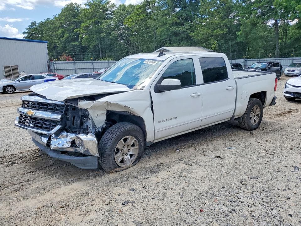 2018 CHEVROLET SILVERADO C1500 LT - 1