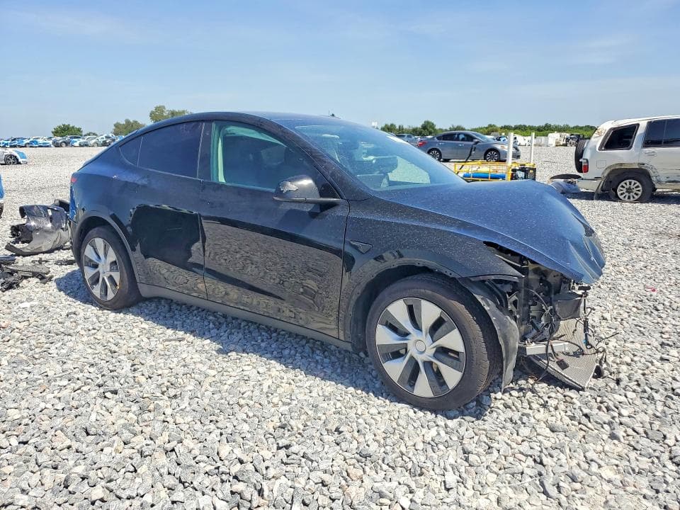 2021 TESLA MODEL Y 4