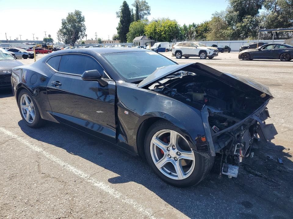 2018 CHEVROLET CAMARO LT 4