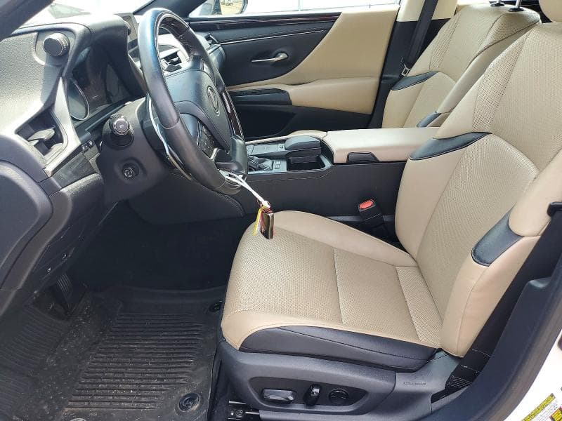 2020 LEXUS ES 300H 7