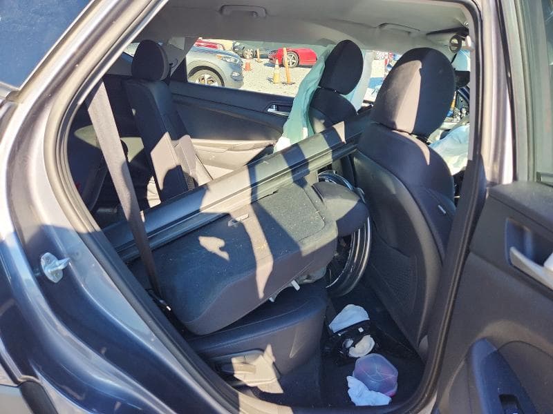 2019 HYUNDAI TUCSON VALUE 11