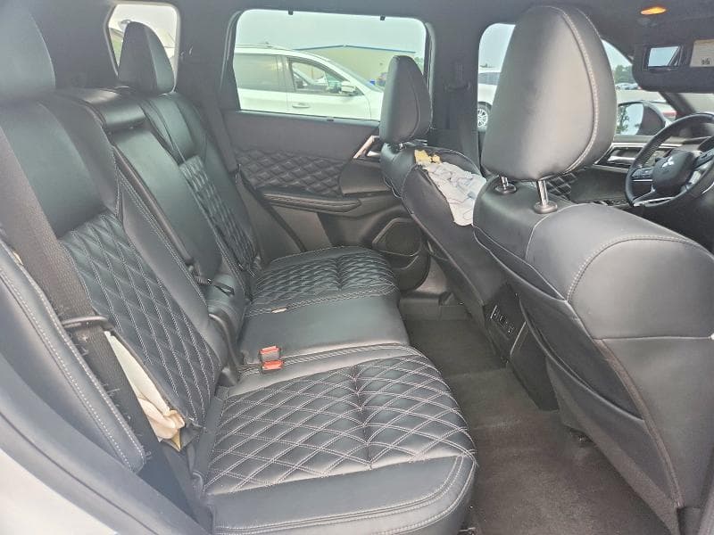 2023 MITSUBISHI OUTLANDER SEL 11