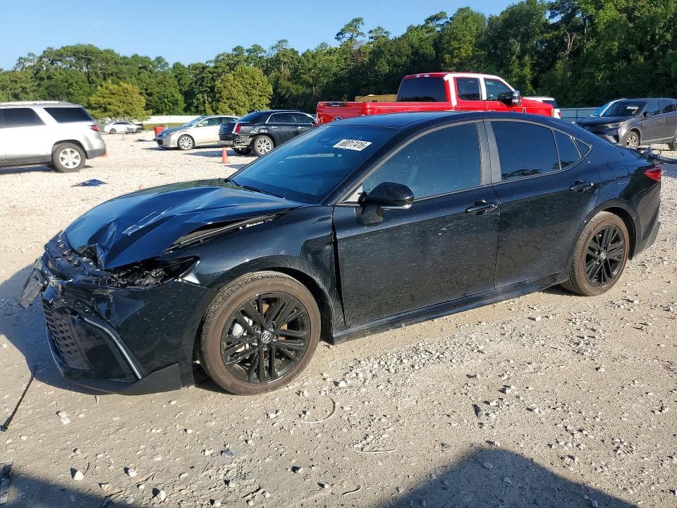 2026 TOYOTA CAMRY SE - 1