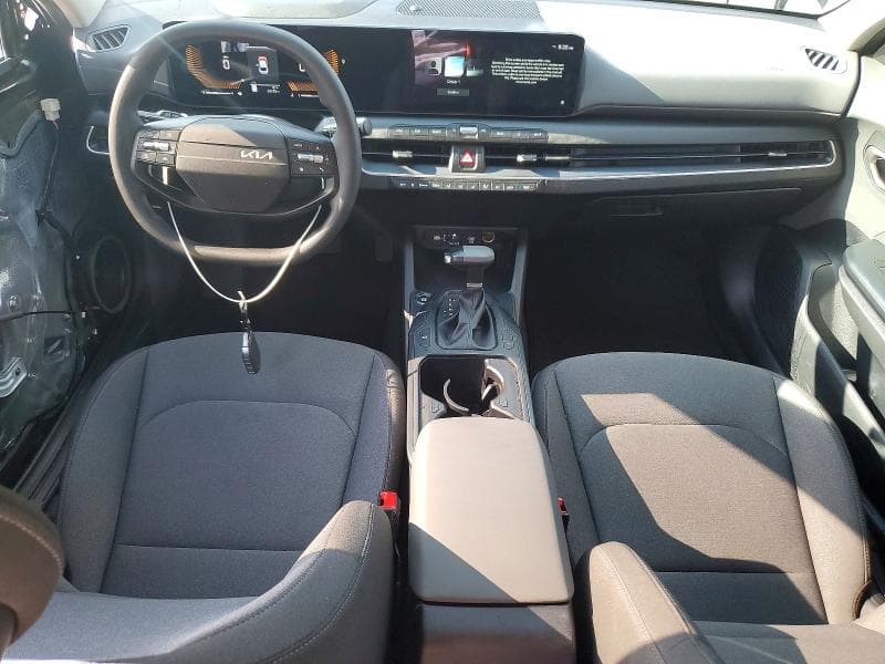 2025 KIA K4 LX 8