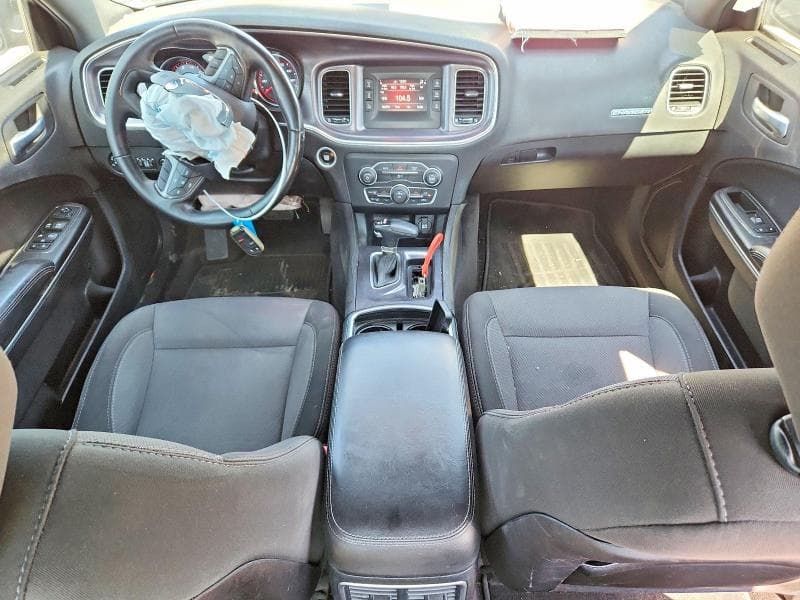 2017 DODGE CHARGER SE 8