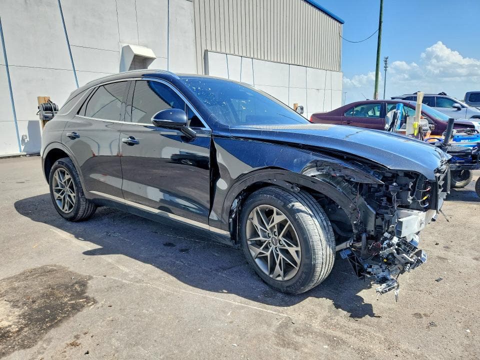 2022 GENESIS GV70 2.5T STANDARD 4