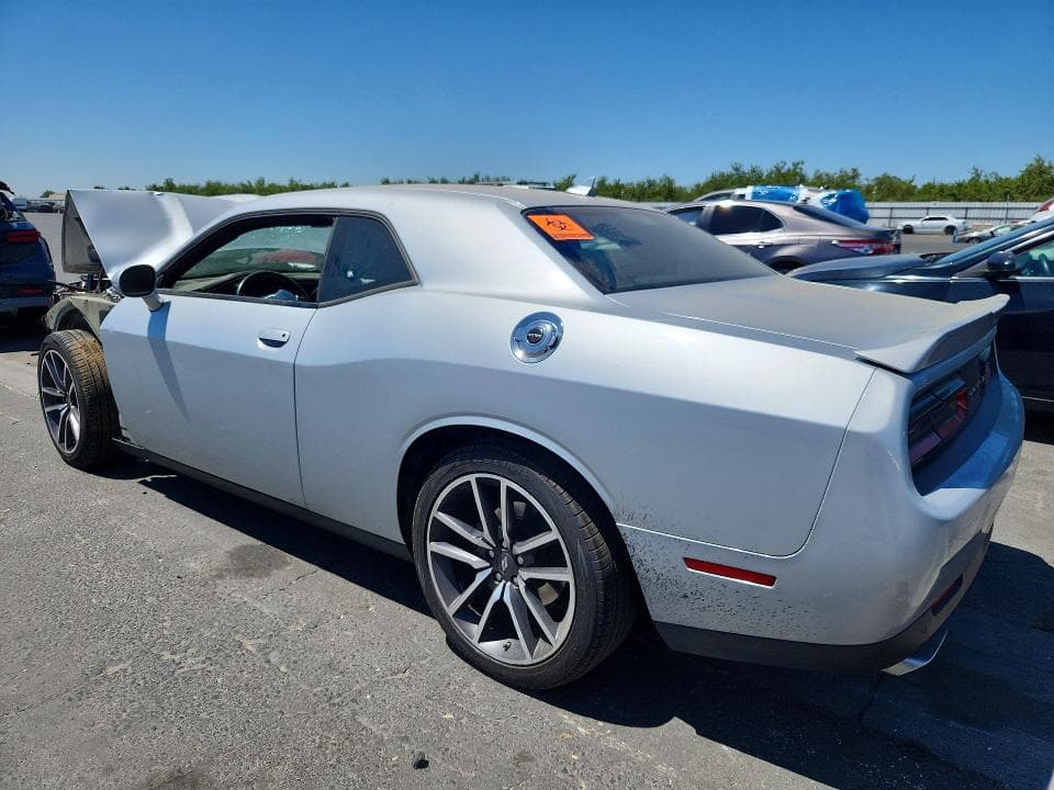 2022 DODGE CHALLENGER R/T 2