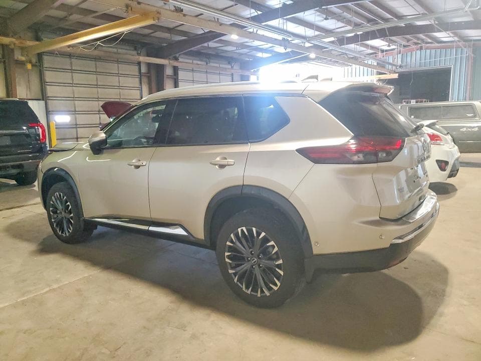 2025 NISSAN ROGUE PLATINUM 2