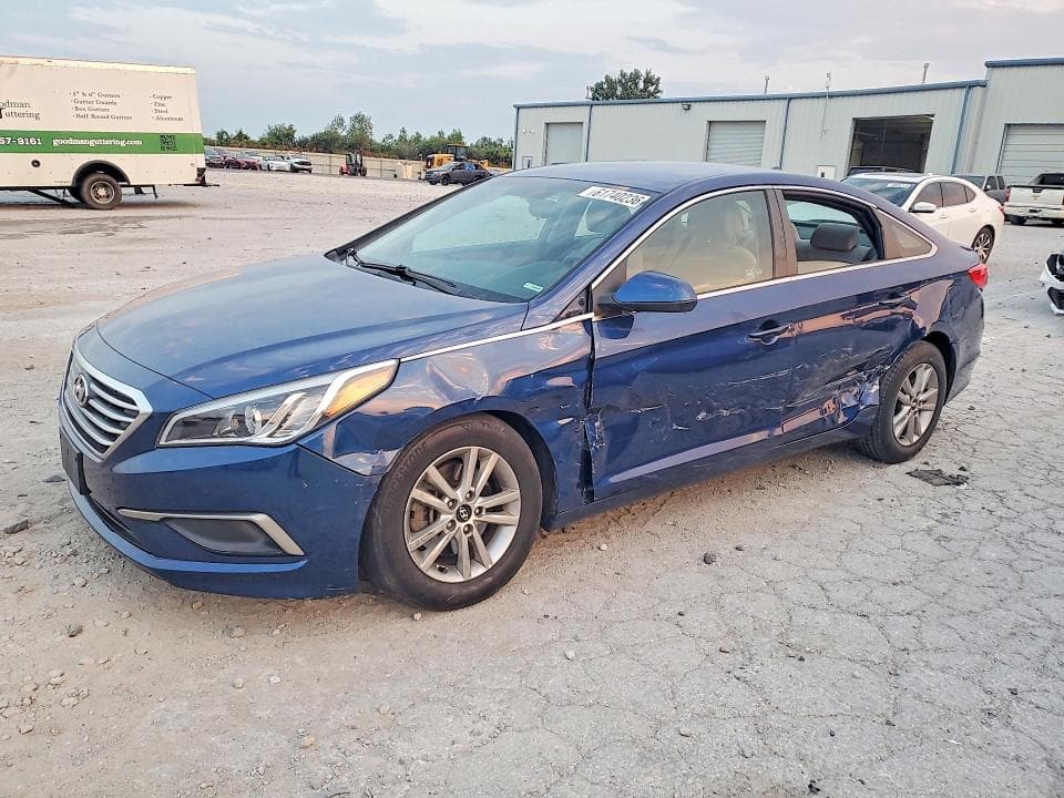 2017 HYUNDAI SONATA SE - 1