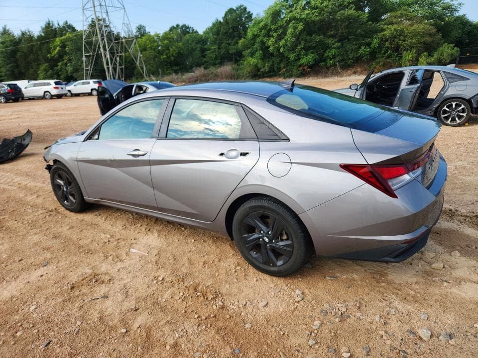 2022 HYUNDAI ELANTRA SEL 2