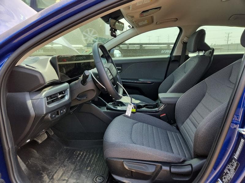 2025 KIA K4 EX 7
