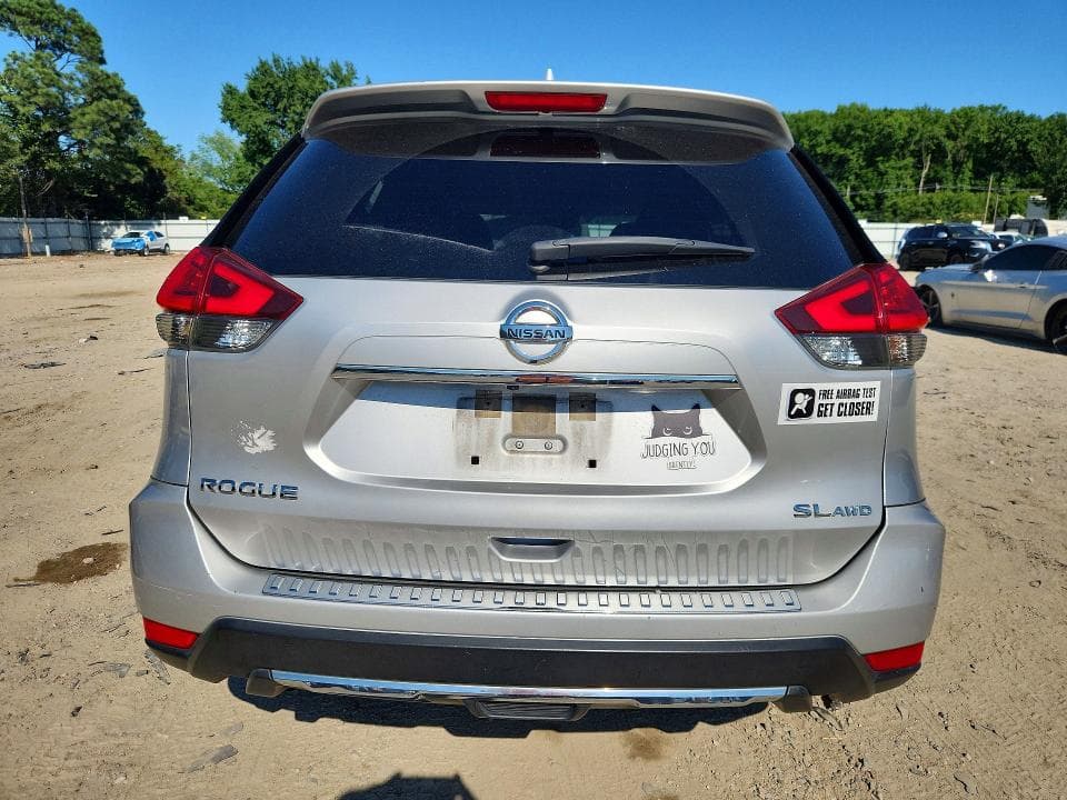 2017 NISSAN ROGUE SL 6