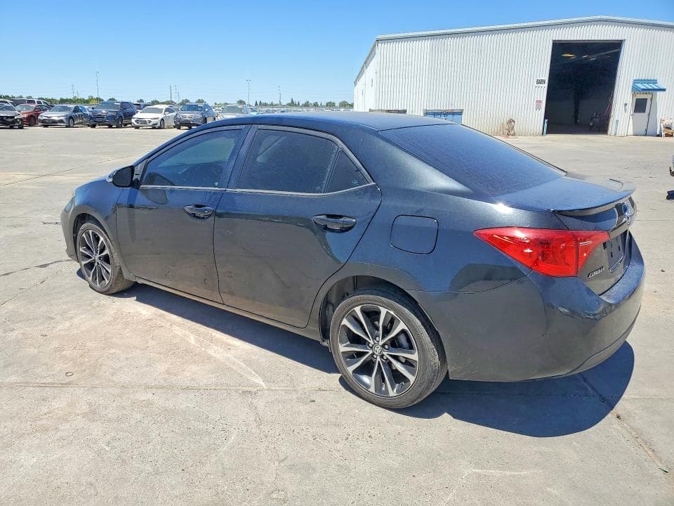 2018 TOYOTA COROLLA SE 2