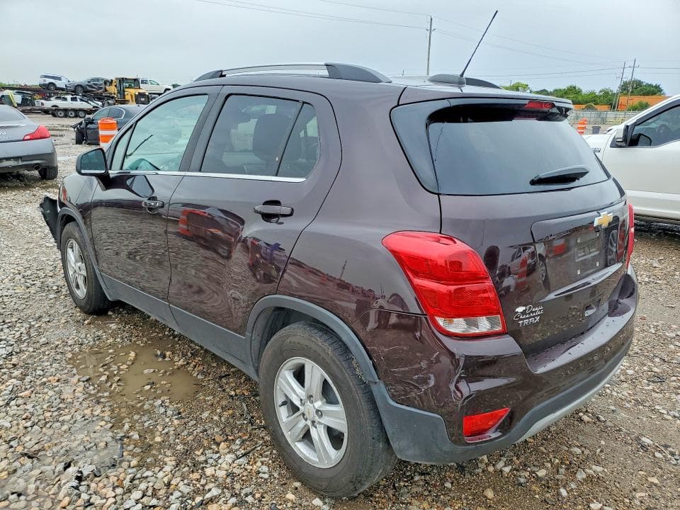 2020 CHEVROLET TRAX 1LT 2