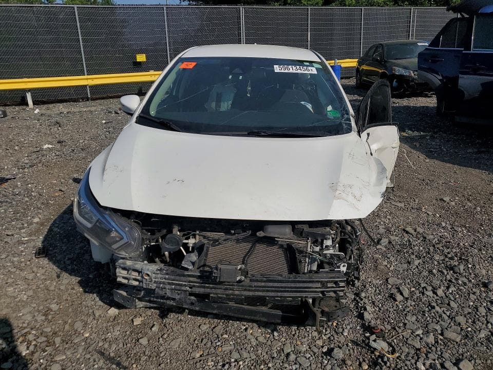 2021 NISSAN VERSA SV 5